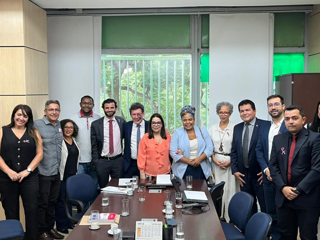 Deputado Miguel Ângelo participou de reunião no Ministério da Educação para tratar da instalação da Universidade Federal de Araxá.