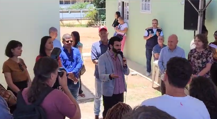 Em cerimônio de entrega da casa própria a moradores de Ouro Preto, Miguel Ângelo destacou os avanços do Governo Lula na habitação.