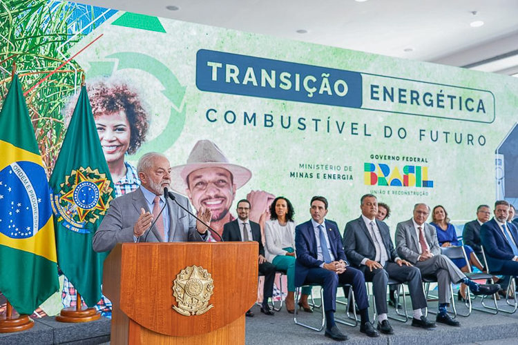 O projeto combustíveis do futuro foi enviado pelo presidente Lula ao Congresso em setembro de 2023.