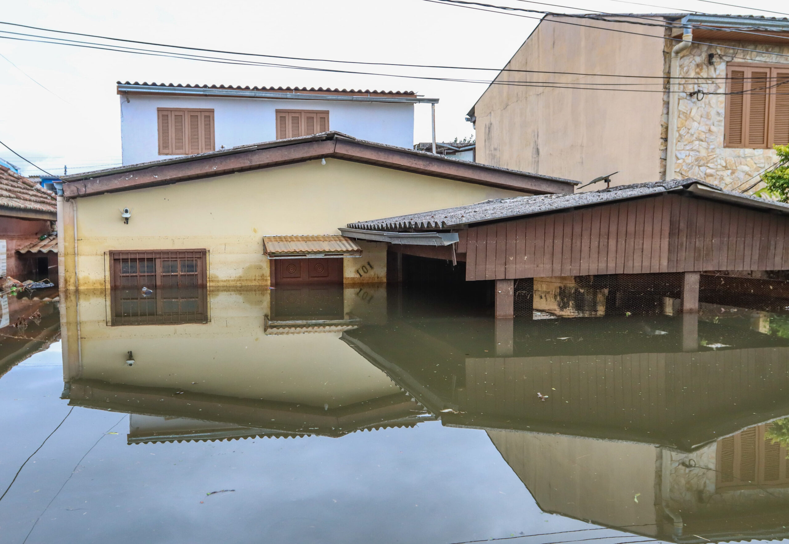 Câmara aprova projeto que dá diretrizes para que União, estados e municípios criem planos de adaptação às mudanças do clima.